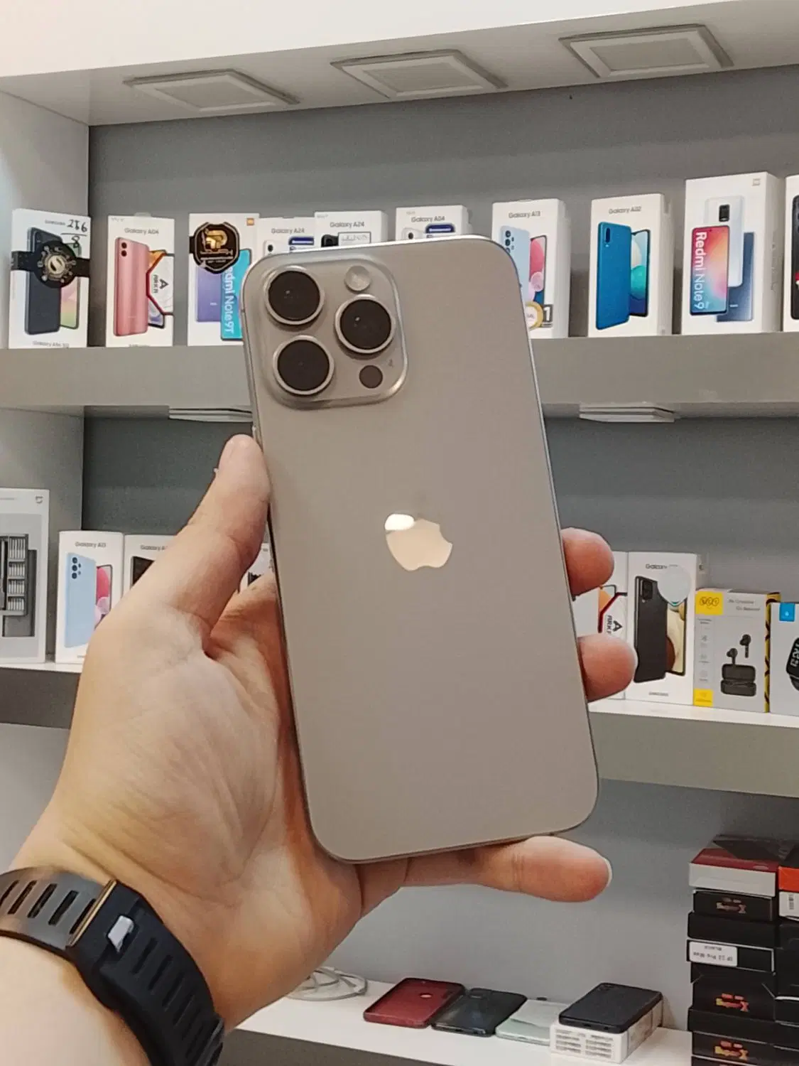 16 pro max|موبایل|کرج, اتحاد|دیوار