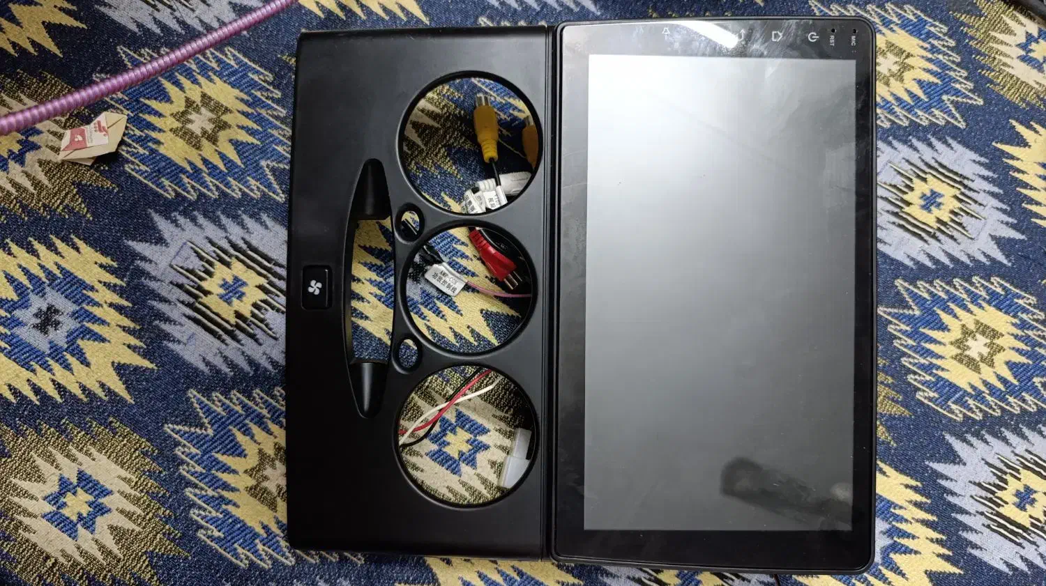 مانیتور  ماشین مناسب برای پراید|قطعات یدکی و لوازم جانبی|فریدون‌کنار, |دیوار