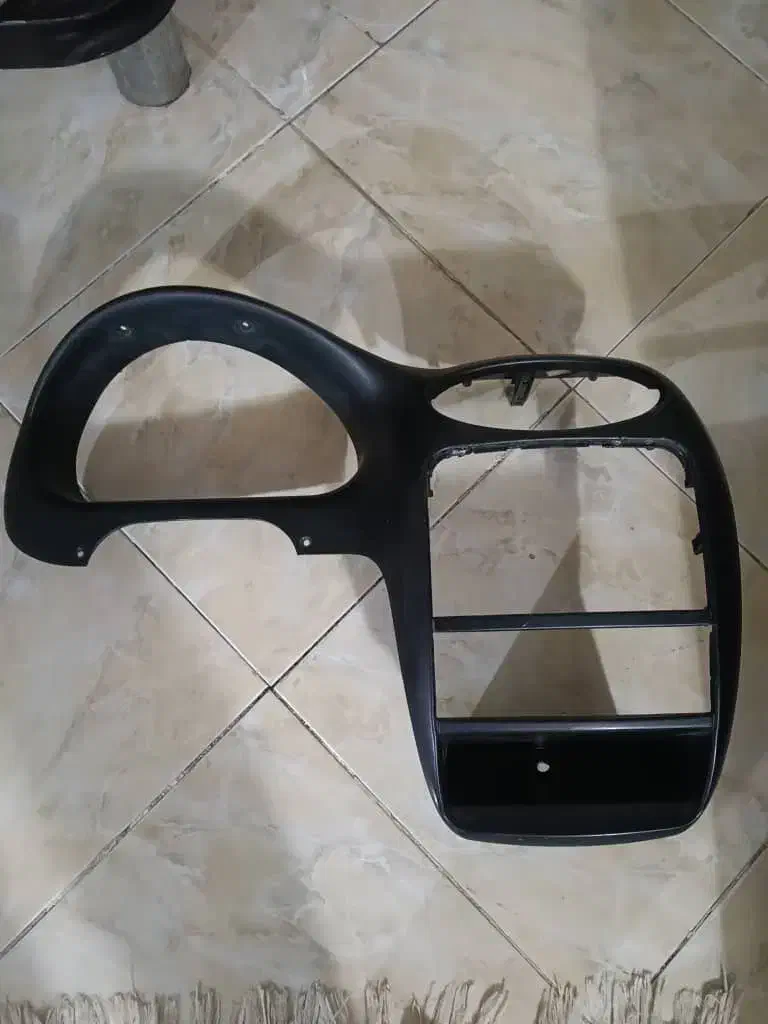 لوازم داشتبورد ام وی ام ۱۱۰ و سپر سالم|قطعات یدکی و لوازم جانبی|مشهد, صیاد شیرازی|دیوار