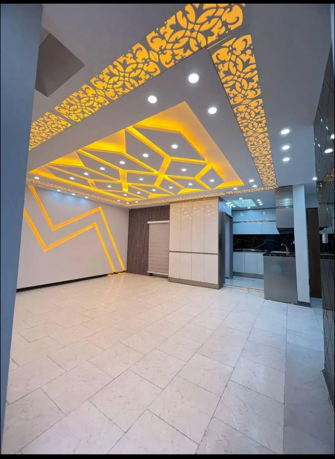 ۹۰ متر بدون خرج  فول لاکچری آماده سند مهستان|فروش آپارتمان|هشتگرد, شهرک بار و بن|دیوار