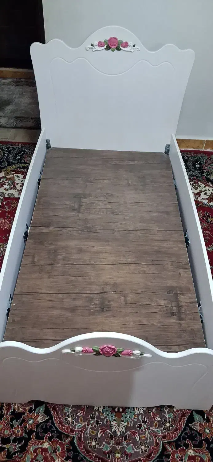 تخت خواب تک نفره|تخت و سرویس خواب|شاهرود, |دیوار