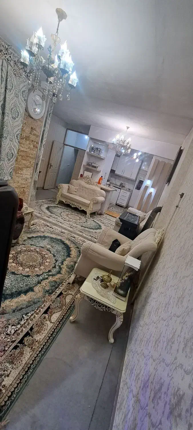 حیاط دوطبقه مارالان سرویس کامل سند شش دانگ|فروش خانه و ویلا|تبریز, |دیوار