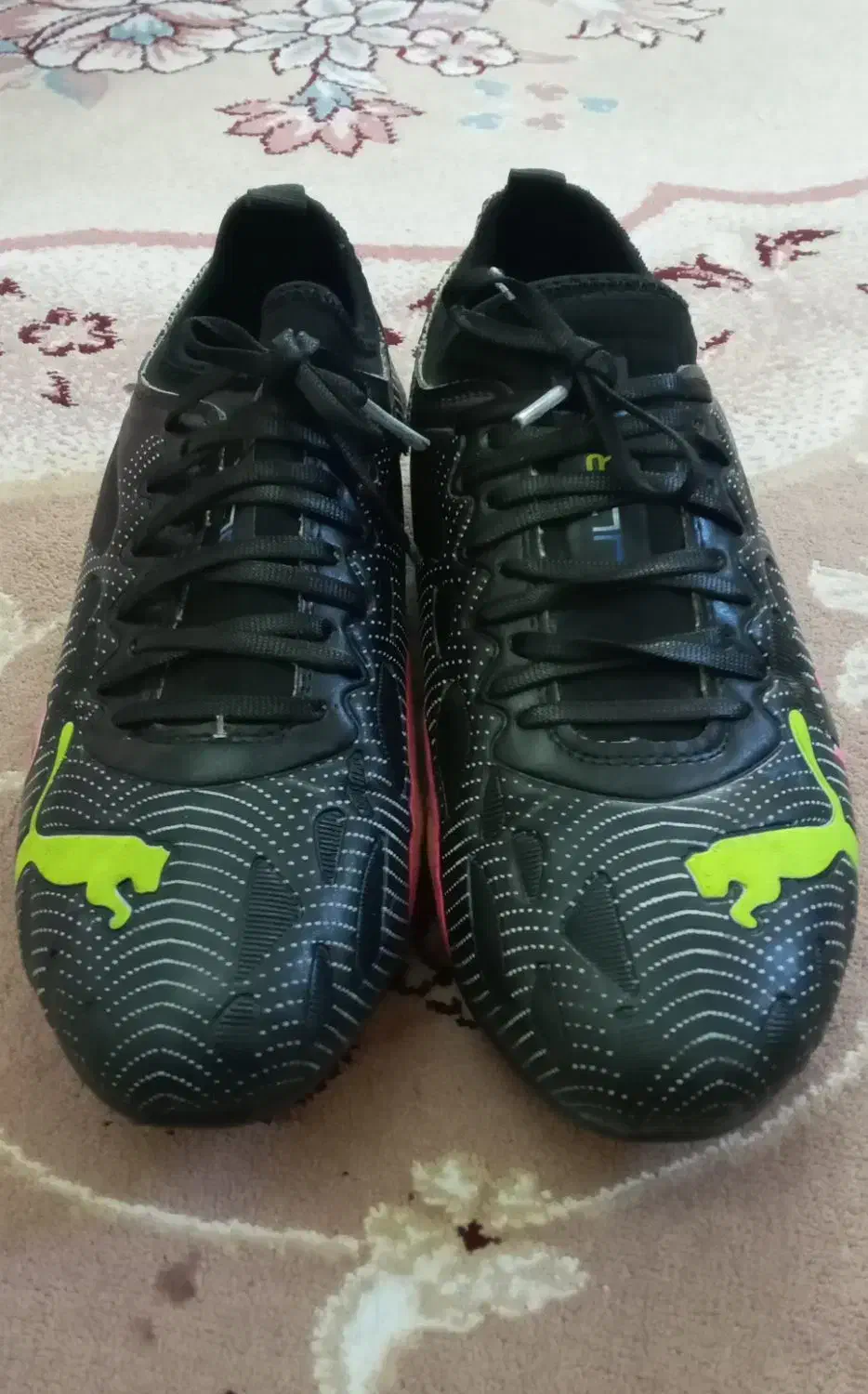 کفش ورزشی|تجهیزات ورزشی|لار, |دیوار