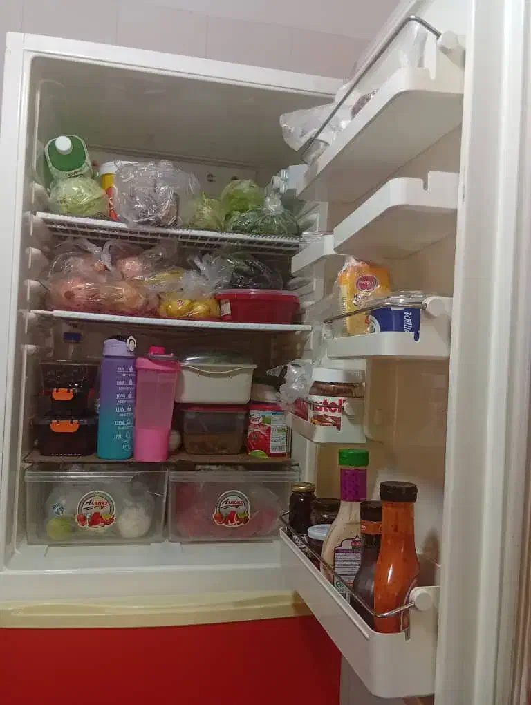 فروش یک عدد یخچال و گاز قدیمی|یخچال و فریزر|یاسوج, |دیوار