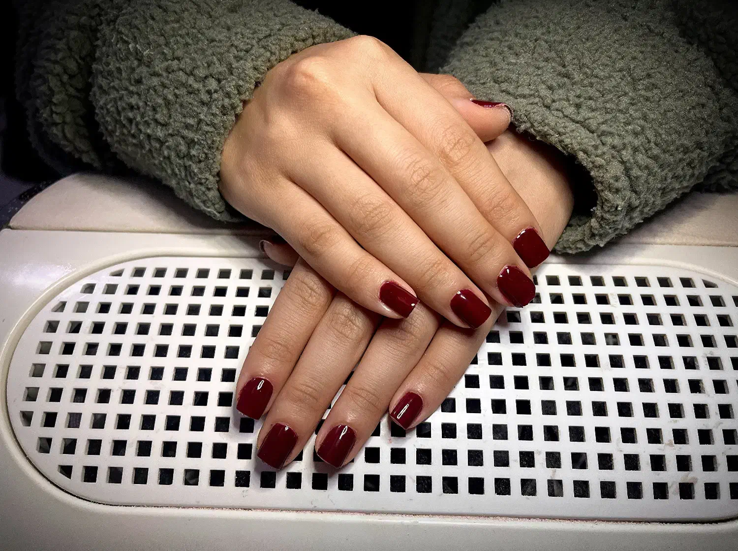 کاشت ناخن رشت|خدمات آرایشگری و زیبایی|رشت, فلسطین|دیوار