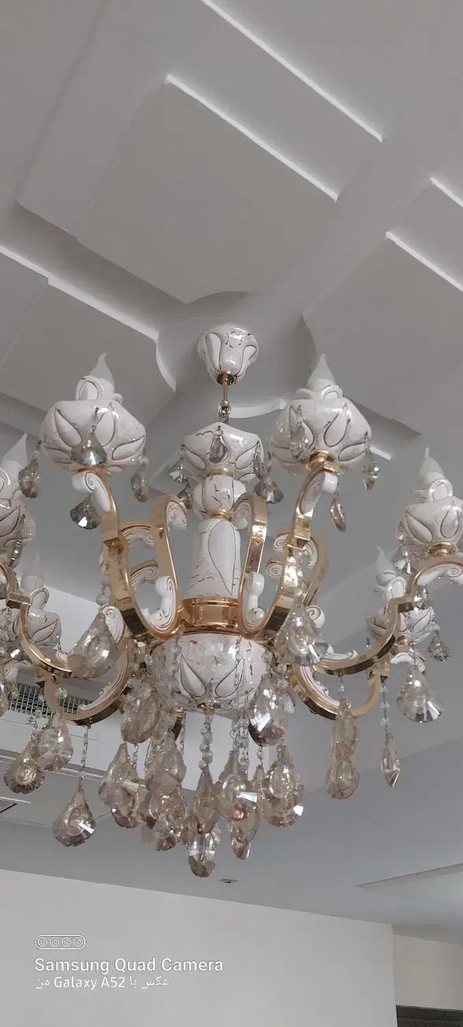 لوستر ۸ شاخه|لوستر و چراغ آویز|تهران, گلستان (شهرک راه آهن)|دیوار