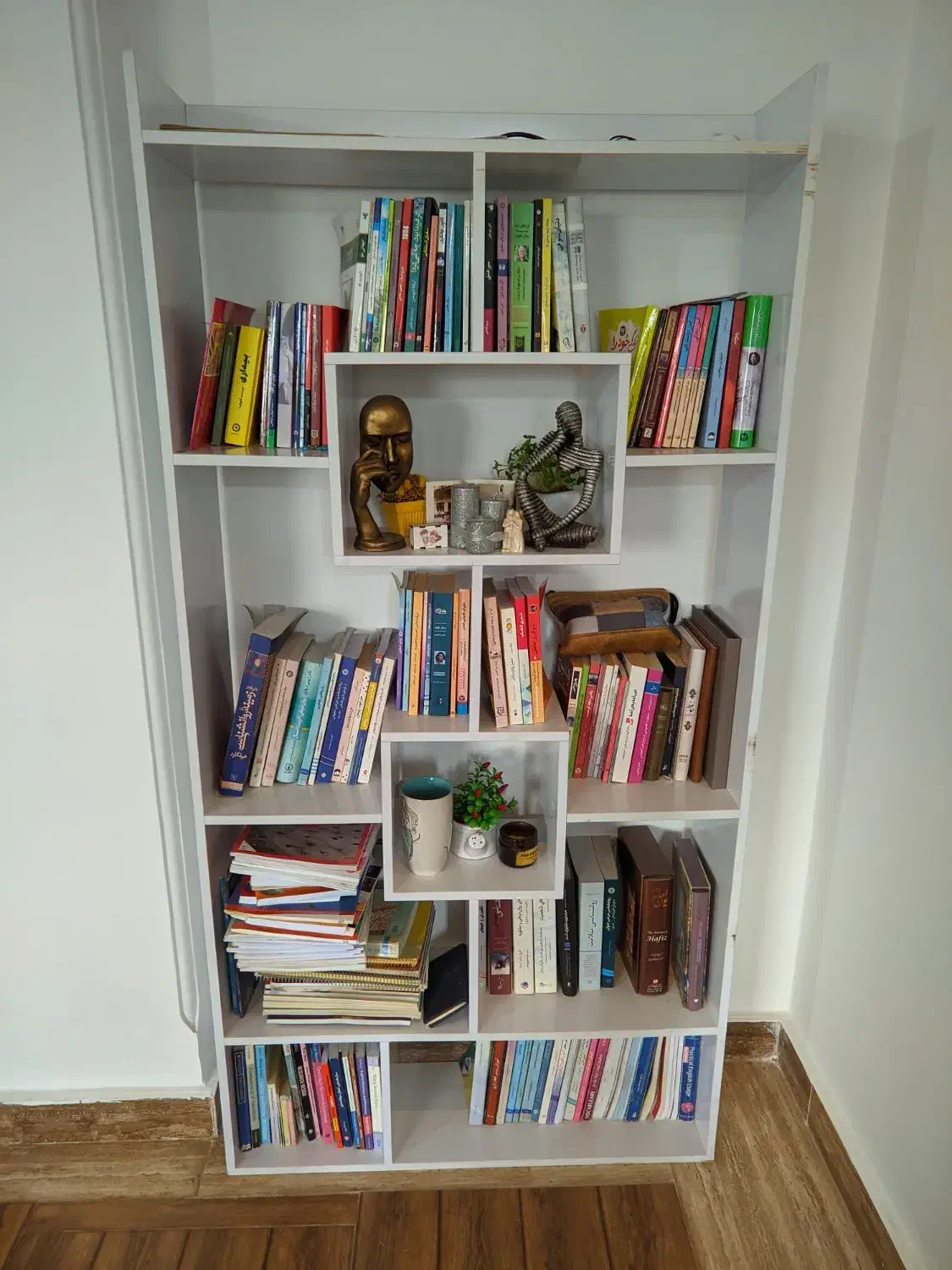 کتابخانه MDF سفید های گلس|کتابخانه، شلف، قفسههای دیواری|رشت, رشتیان|دیوار