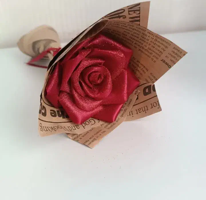 گل روبانی ترند|گل مصنوعی|یاسوج, |دیوار