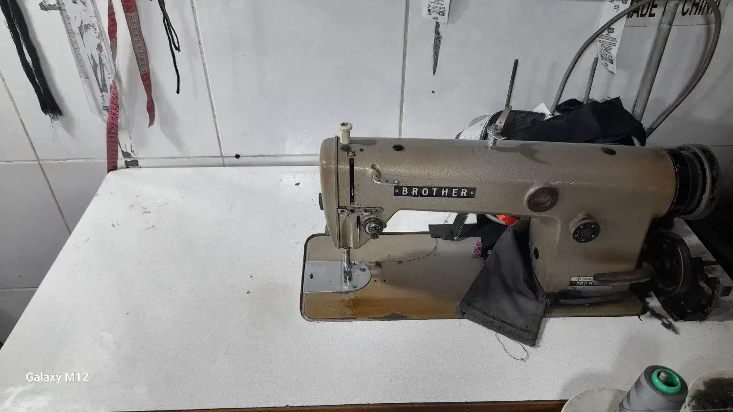 دو عدد چرخ ممتاج ژاپن|چرخ خیاطی و ریسندگی|شیرگاه, |دیوار