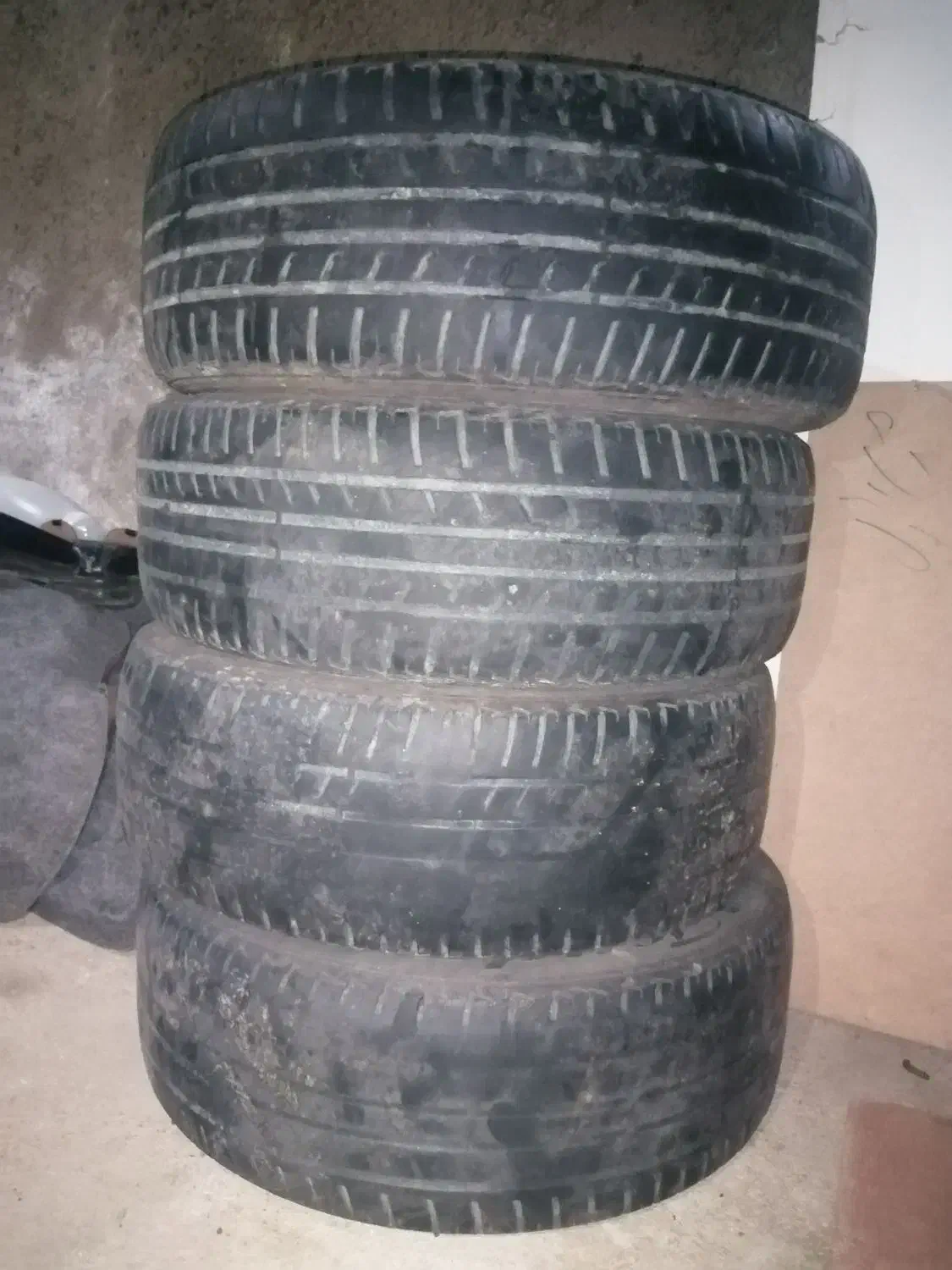 لاستیک کویر205|قطعات یدکی و لوازم جانبی|تولم شهر, |دیوار