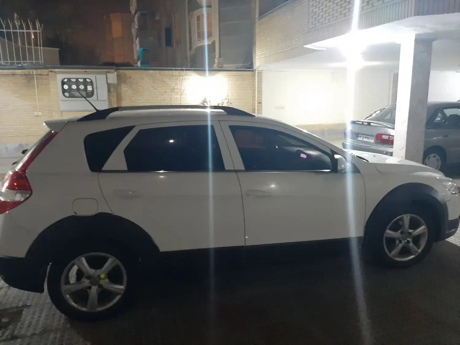 بدون رنگ و سالم|خودرو سواری و وانت|مشهد, راهنمایی|دیوار