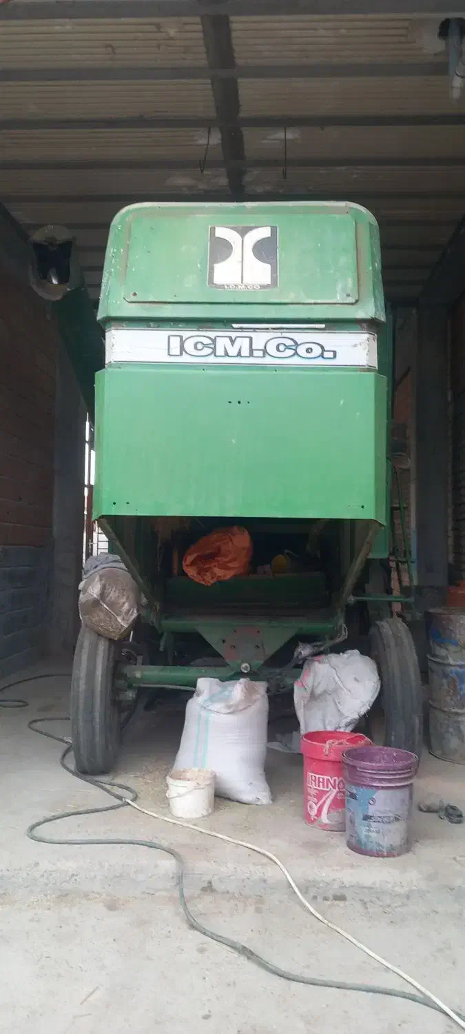 دو عدد کمباین یکی ۶۹یکی دیگه ۶۴|ماشینآلات صنعتی|آق قلا, |دیوار