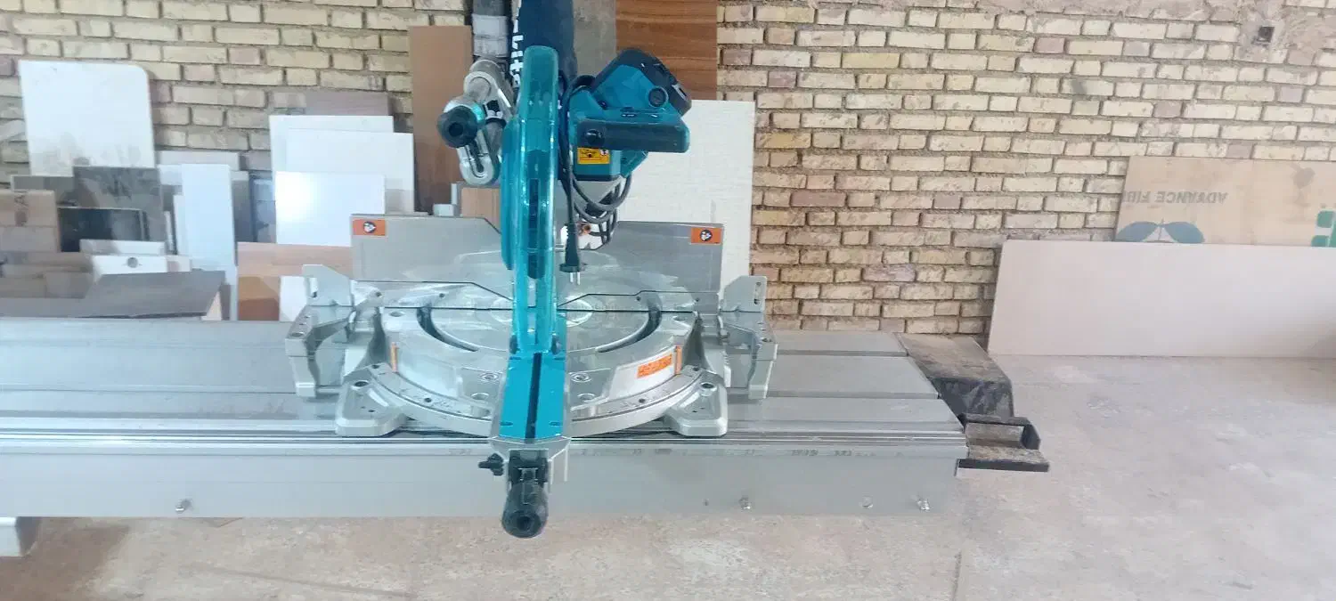 فارسی بر ماکیتا|ابزارآلات|تیران, |دیوار