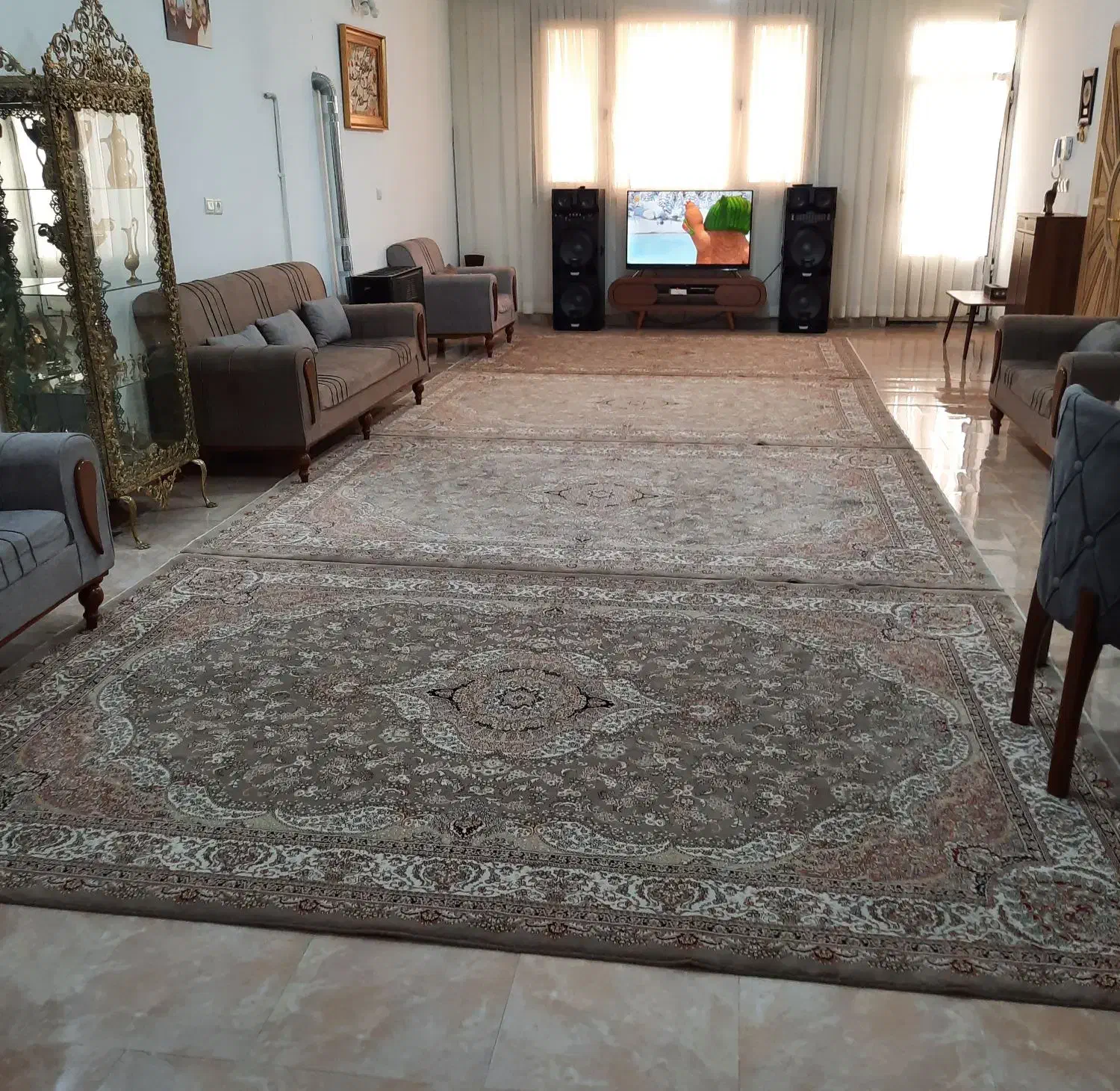 فرش ۶ متری اکباتان دستبافت گونه (۴) عدد|فرش|مشکین‌دشت, |دیوار