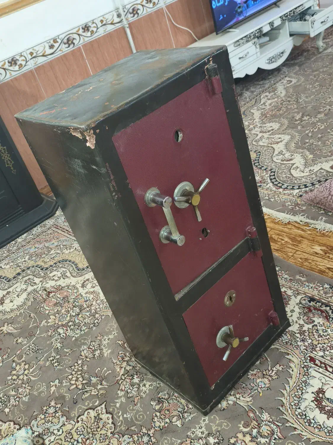 گاوصندوق|ابزارآلات|خوشاب, |دیوار