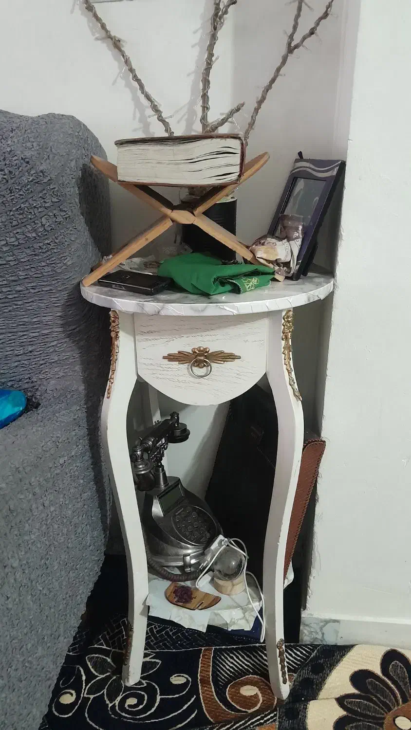 میز تلفن|میز تلفن|فردیس, قریشی|دیوار