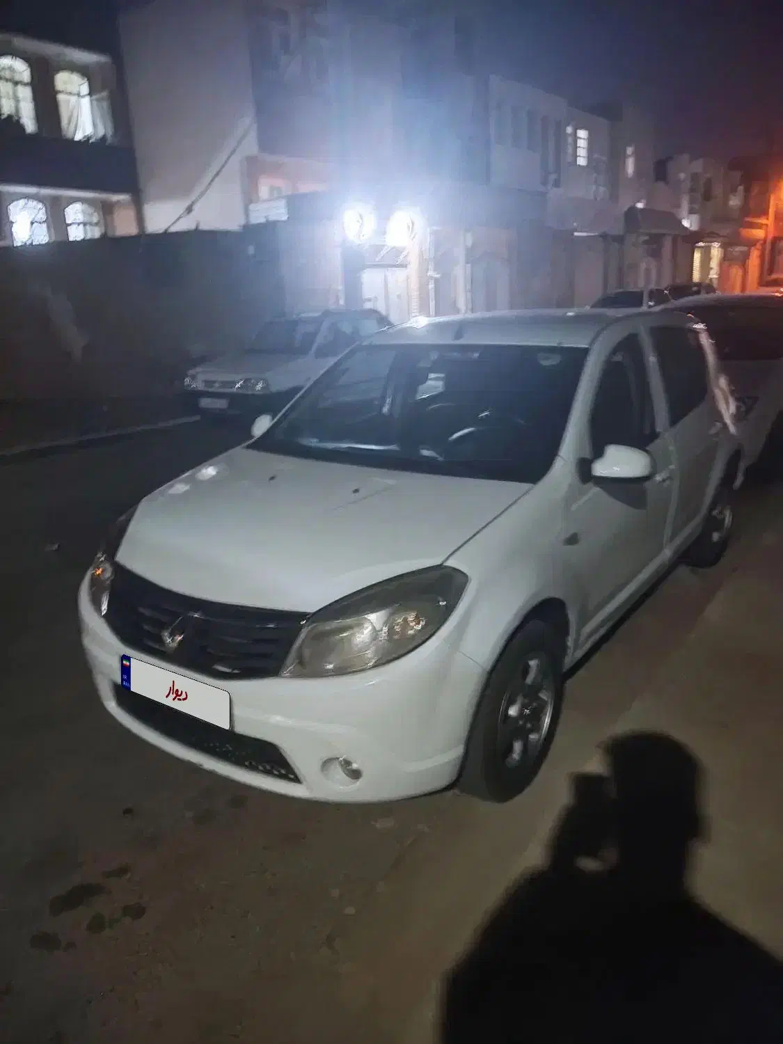 ساندرو|خودرو سواری و وانت|قم, باغ کرباسی|دیوار