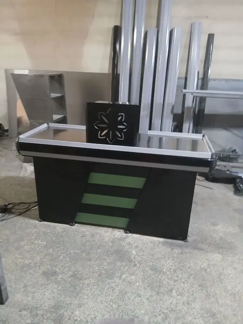 میز چک اوت با کیفیت|فروشگاه و مغازه|تهران, تهرانپارس غربی|دیوار