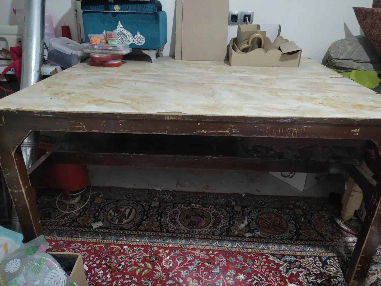 میز چوبی بزرگ|لوازم خیاطی و بافتنی|قم, دورشهر|دیوار