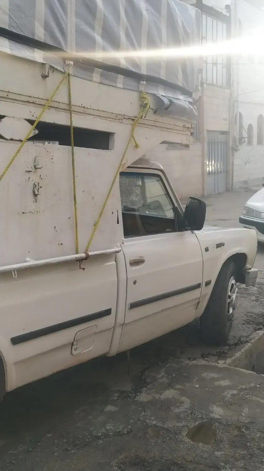 نیسان باری مدل 79|خودرو سواری و وانت|بروجرد, |دیوار