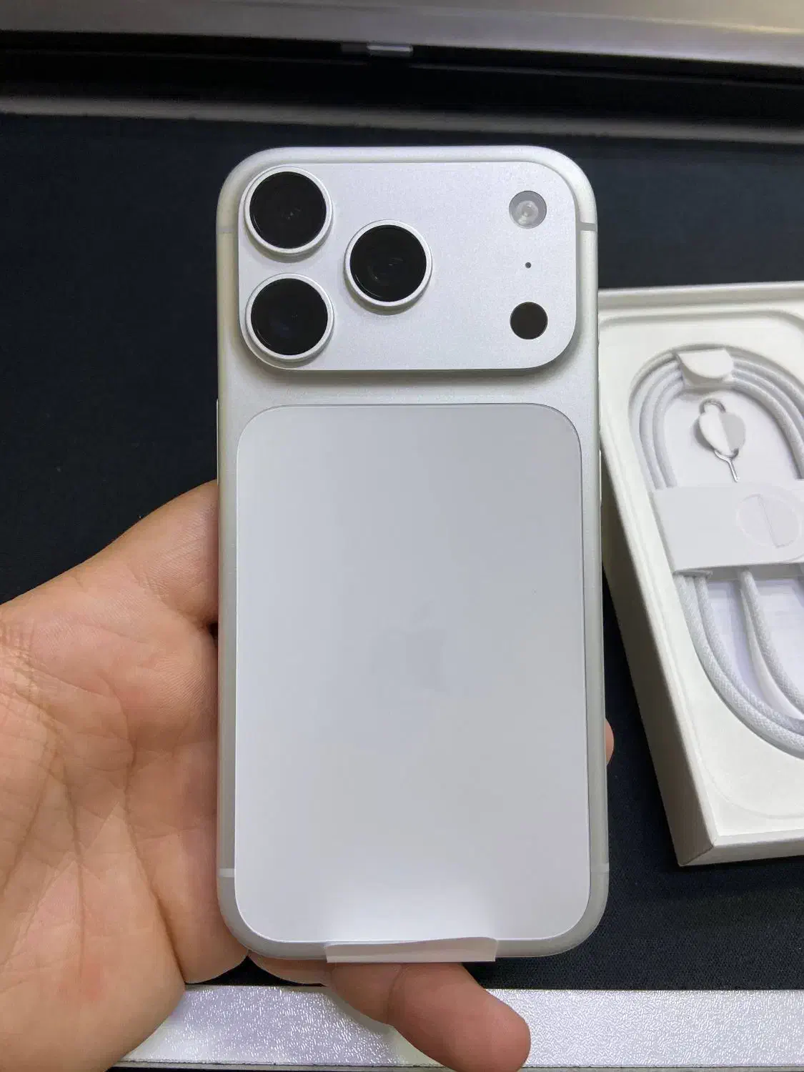 گوشی اپل آیفون ۱۷ پرو آکبند iPhone 17 Pro 256 ZAA|موبایل|تهران, فلسطین (میدان انقلاب)|دیوار