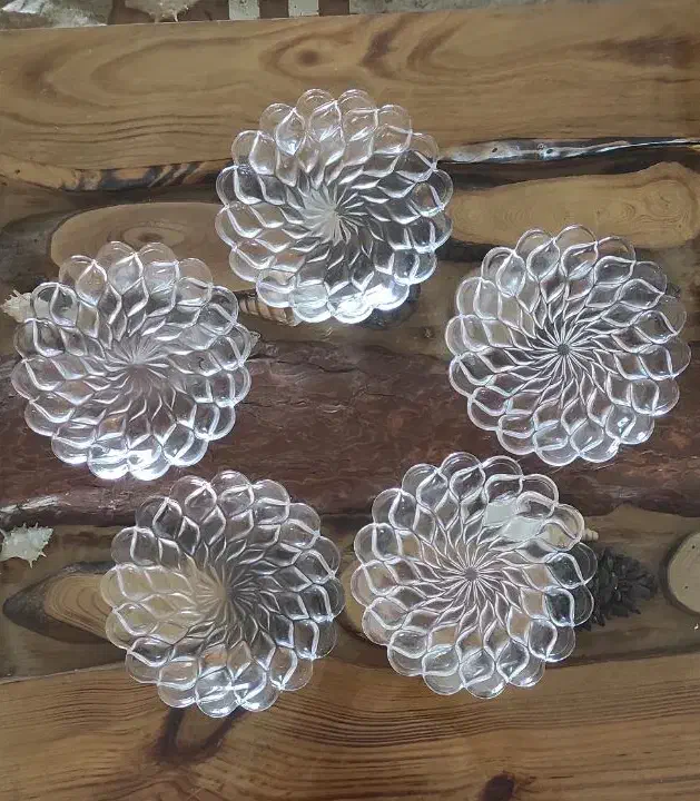 پیش دستی بلور|ظروف سرو و پذیرایی|بندر انزلی, پیل علی باغ|دیوار