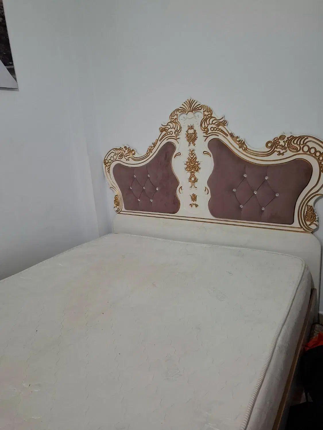 تخت خواب دونفره|تخت و سرویس خواب|بهارستان, |دیوار