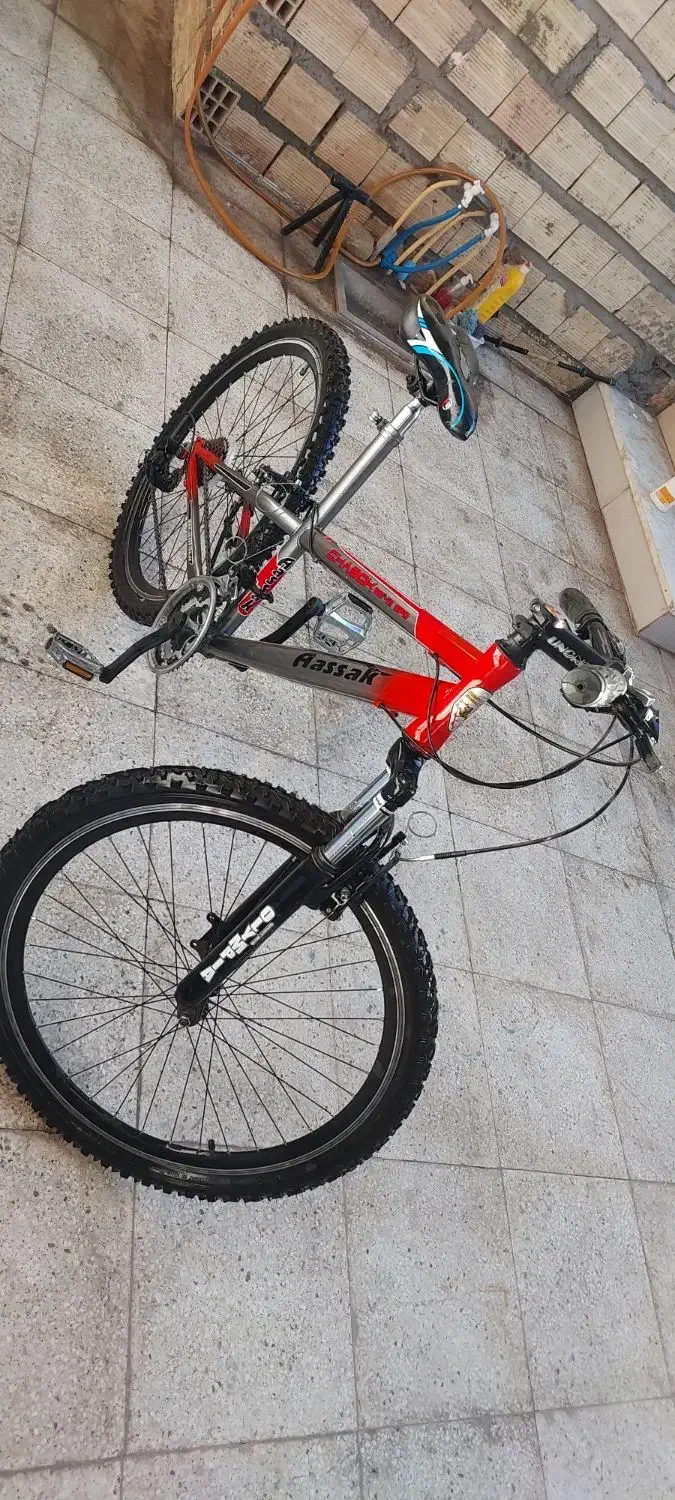 دوچرخه ۲۶  اصل آساک بدنه آلومینیومی|دوچرخه، اسکیت، اسکوتر|سیرجان, |دیوار