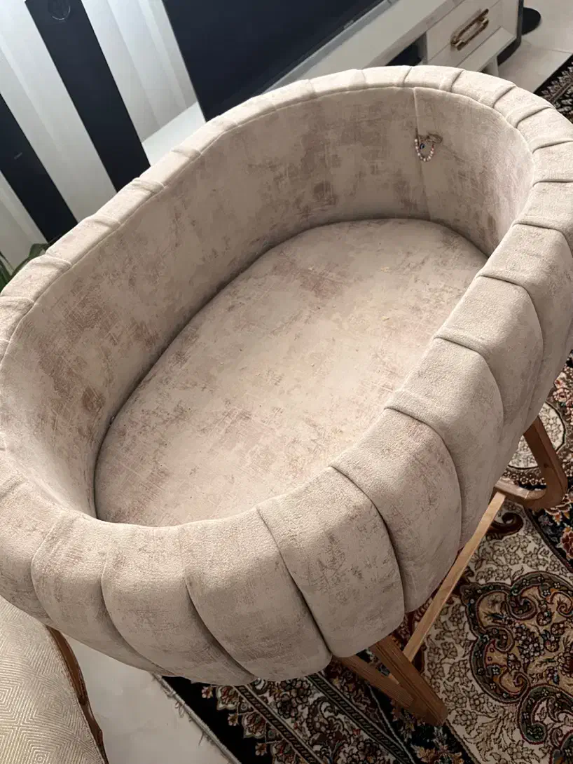 گهواره|تخت و صندلی بچه|شهریار, رزکان|دیوار