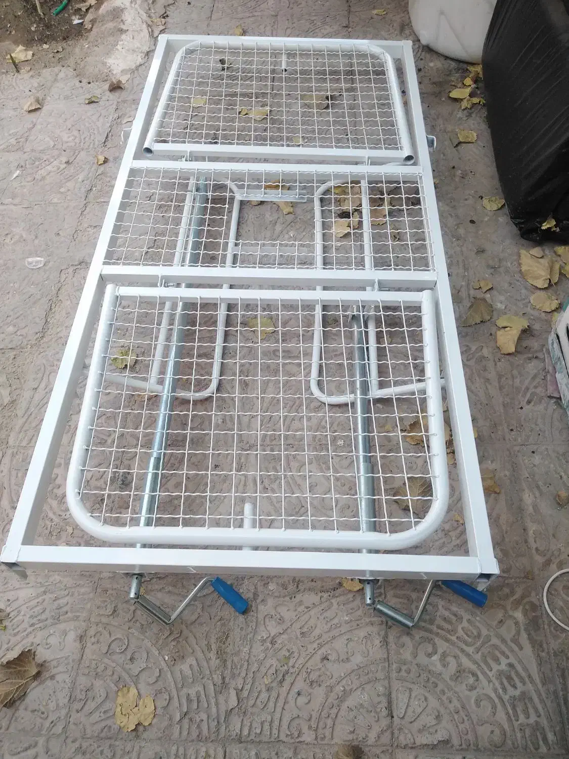 یک عدد تخت بیمارستانی با تشک|تشک تختخواب|کرمان, |دیوار