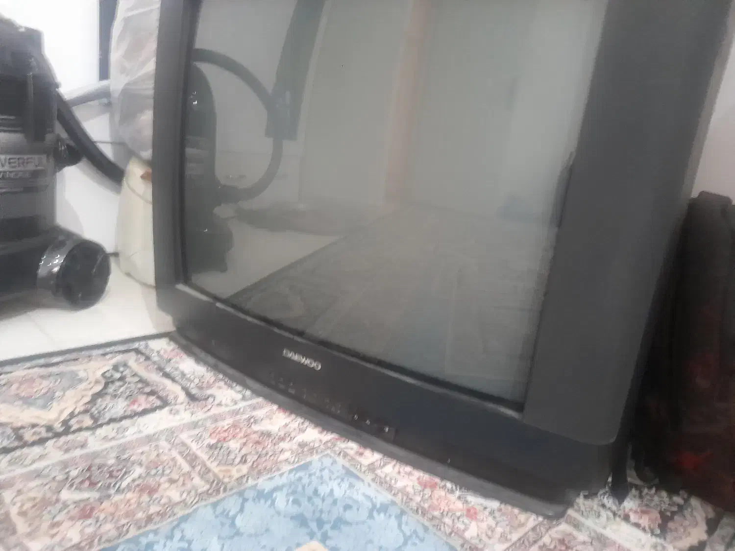 تلویزیون رنگی ۲۹اینچ دوو (۲۵ سال استفاده نشده)|تلویزیون و پروژکتور|رشت, سیا اسطلخ|دیوار