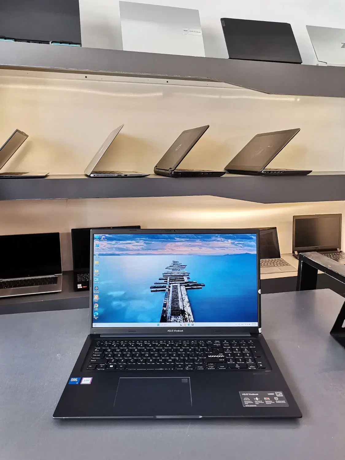 asusویبوبوک آکبندA1504Vبک لایت وIPS|رایانه همراه|یزد, |دیوار