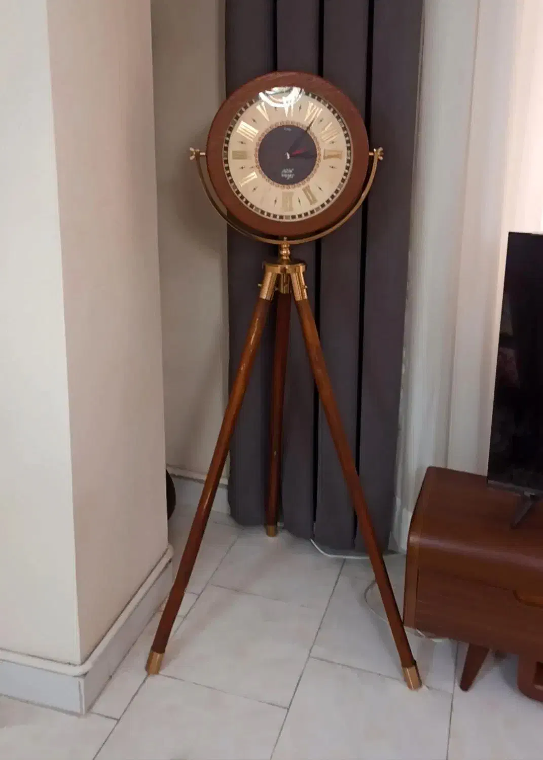 ساعت سه پایه چوبی|ساعت دیواری و تزئینی|محمدشهر, سیدآباد|دیوار