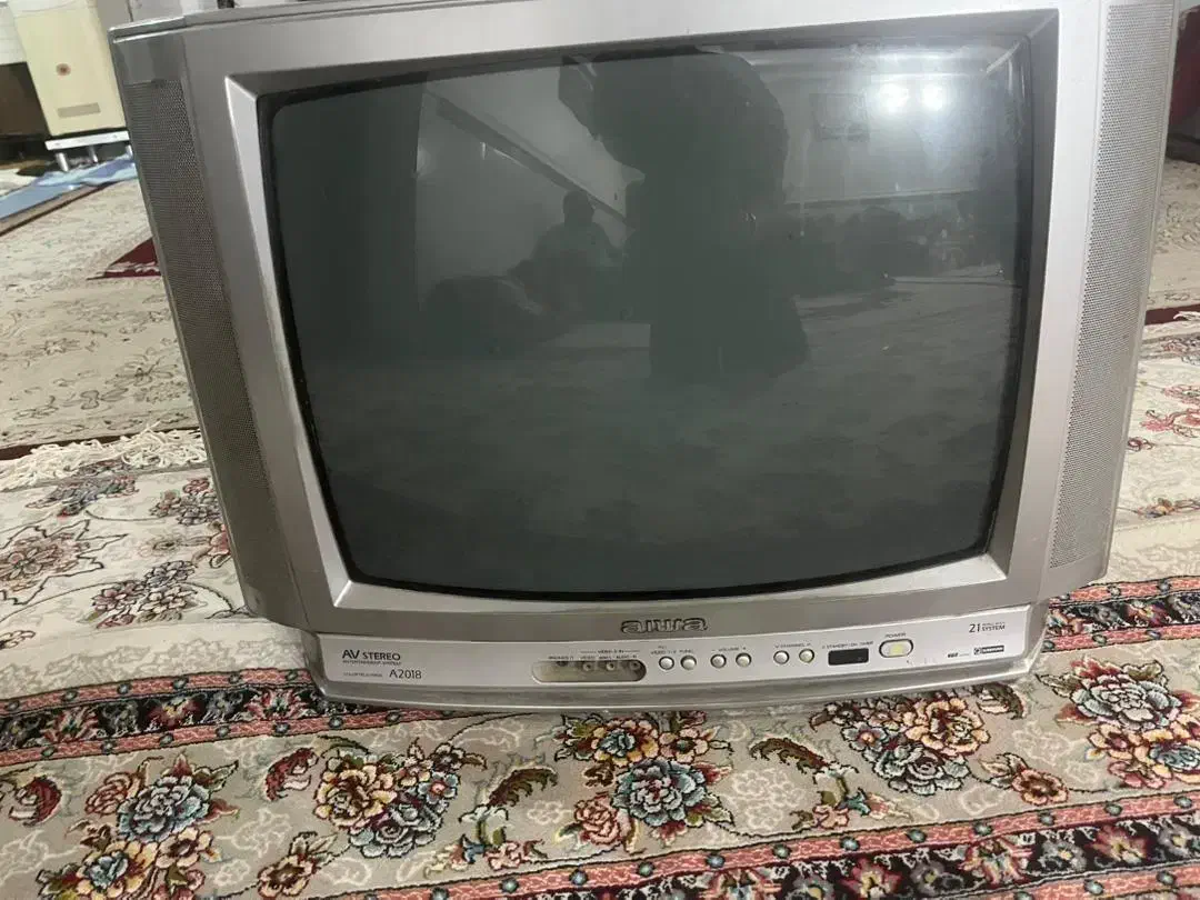 تلویزیون 21اینچ|تلویزیون و پروژکتور|برازجان, |دیوار