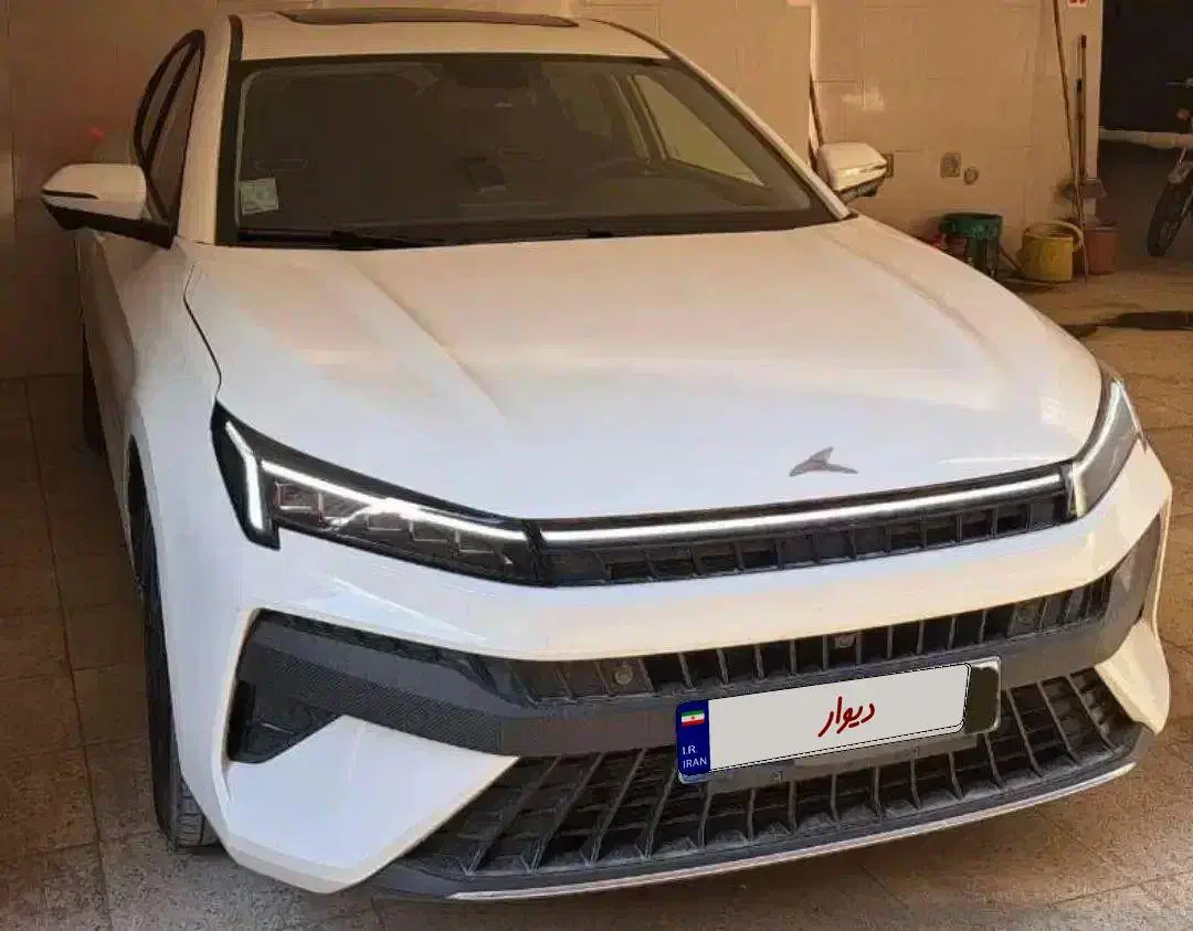 کی ام سیkmc j7 مدل ۱۴۰۴برج ۵|خودرو سواری و وانت|سنندج, |دیوار