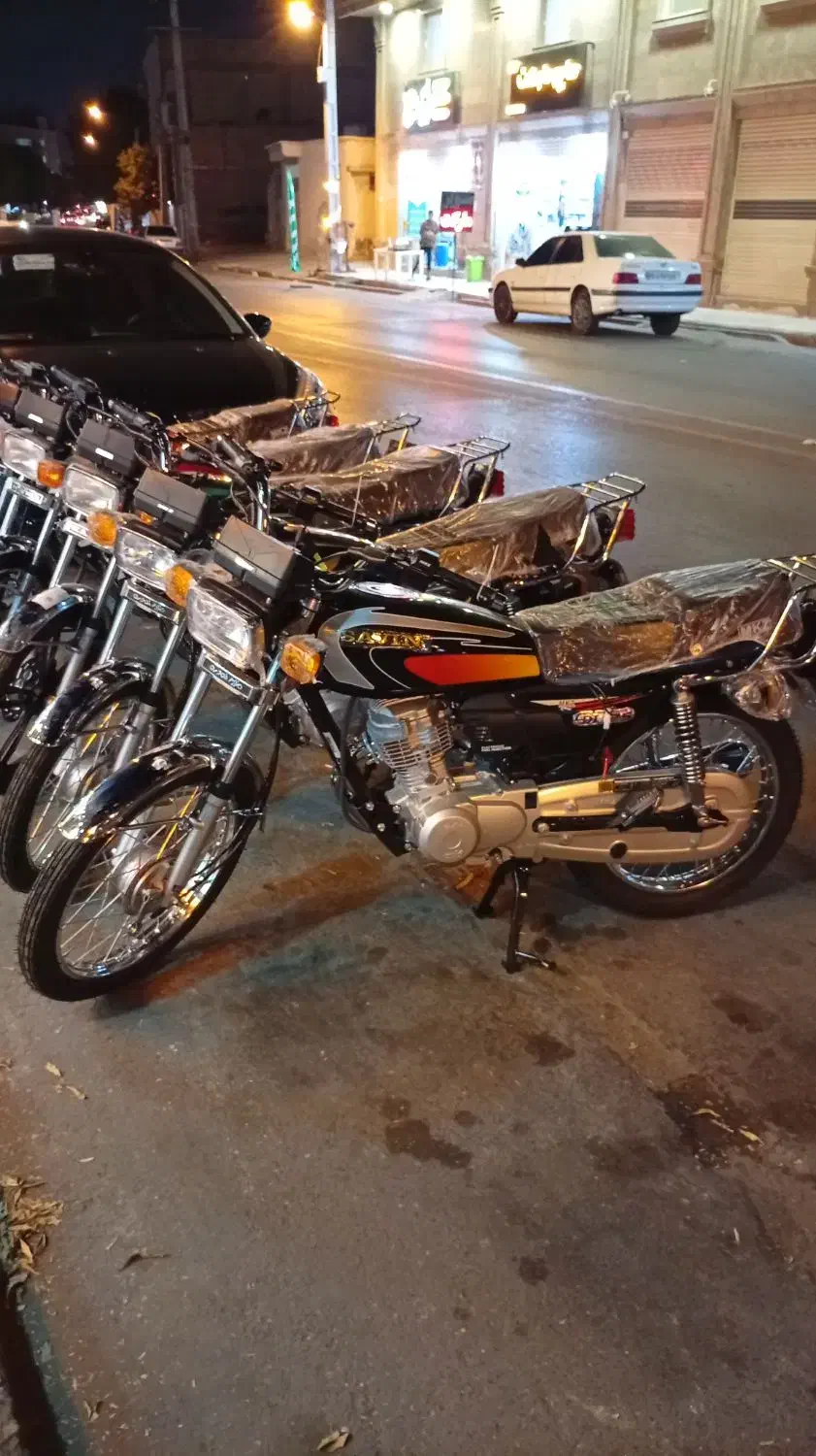 کبیر 125 اقساطی یکساله وحید|موتورسیکلت|بندرعباس, |دیوار