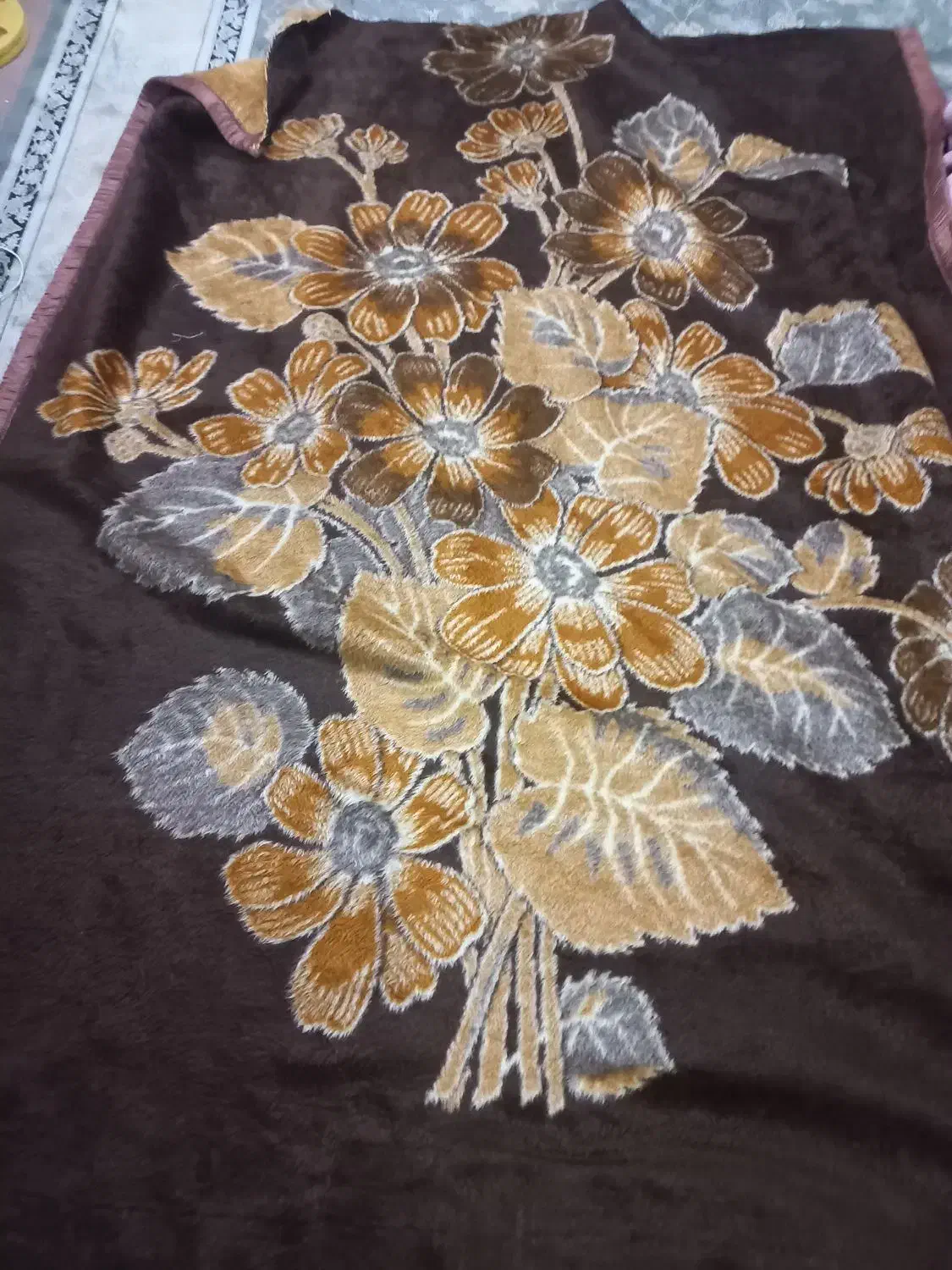 پتو و پشتی|پشتی|گرگان, |دیوار