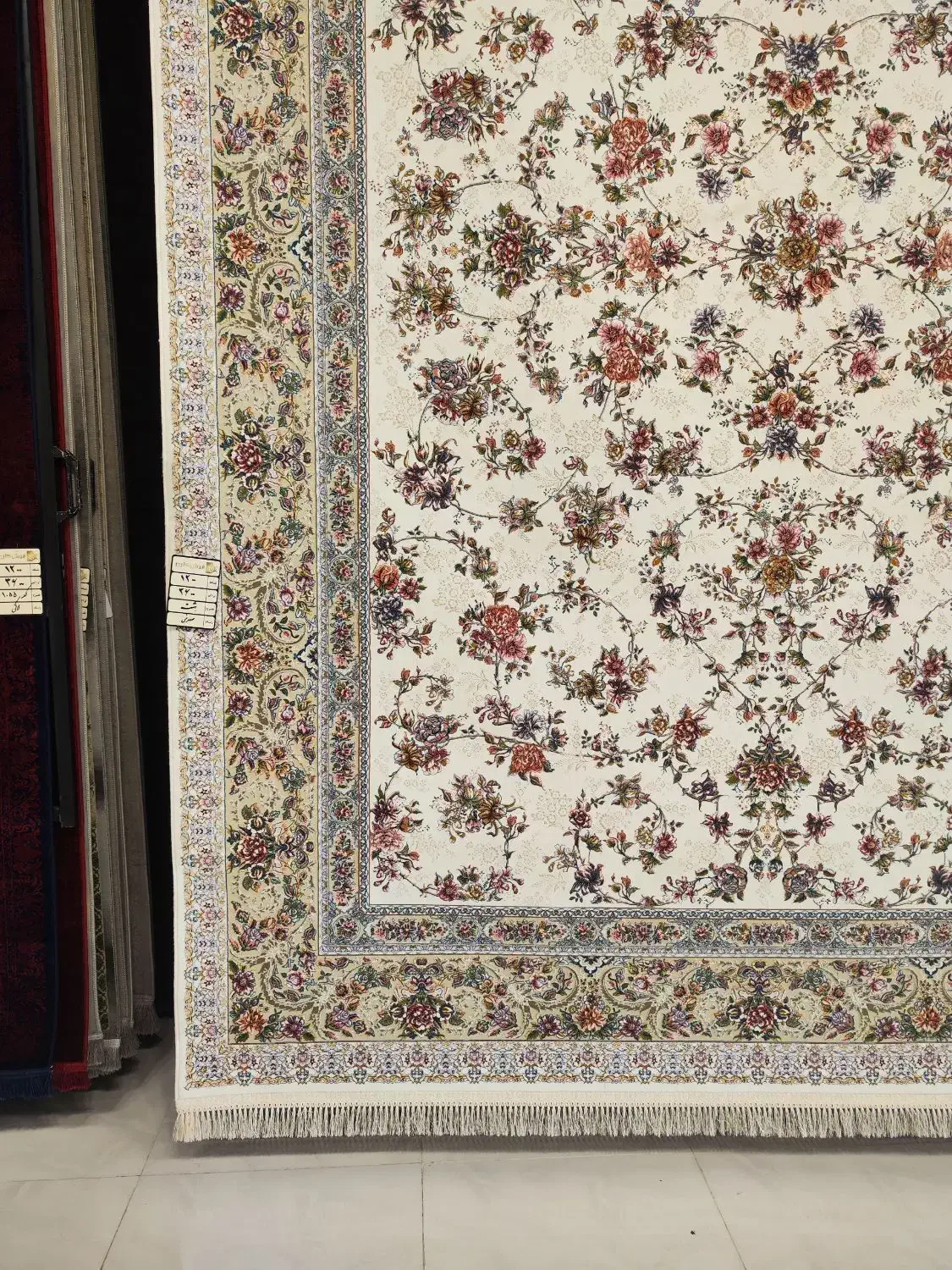 فرش۹متری/نخ اصل/برندمعتبر/کارخانه کاشان/۱۲۰۰شانه|فرش|شازند, |دیوار