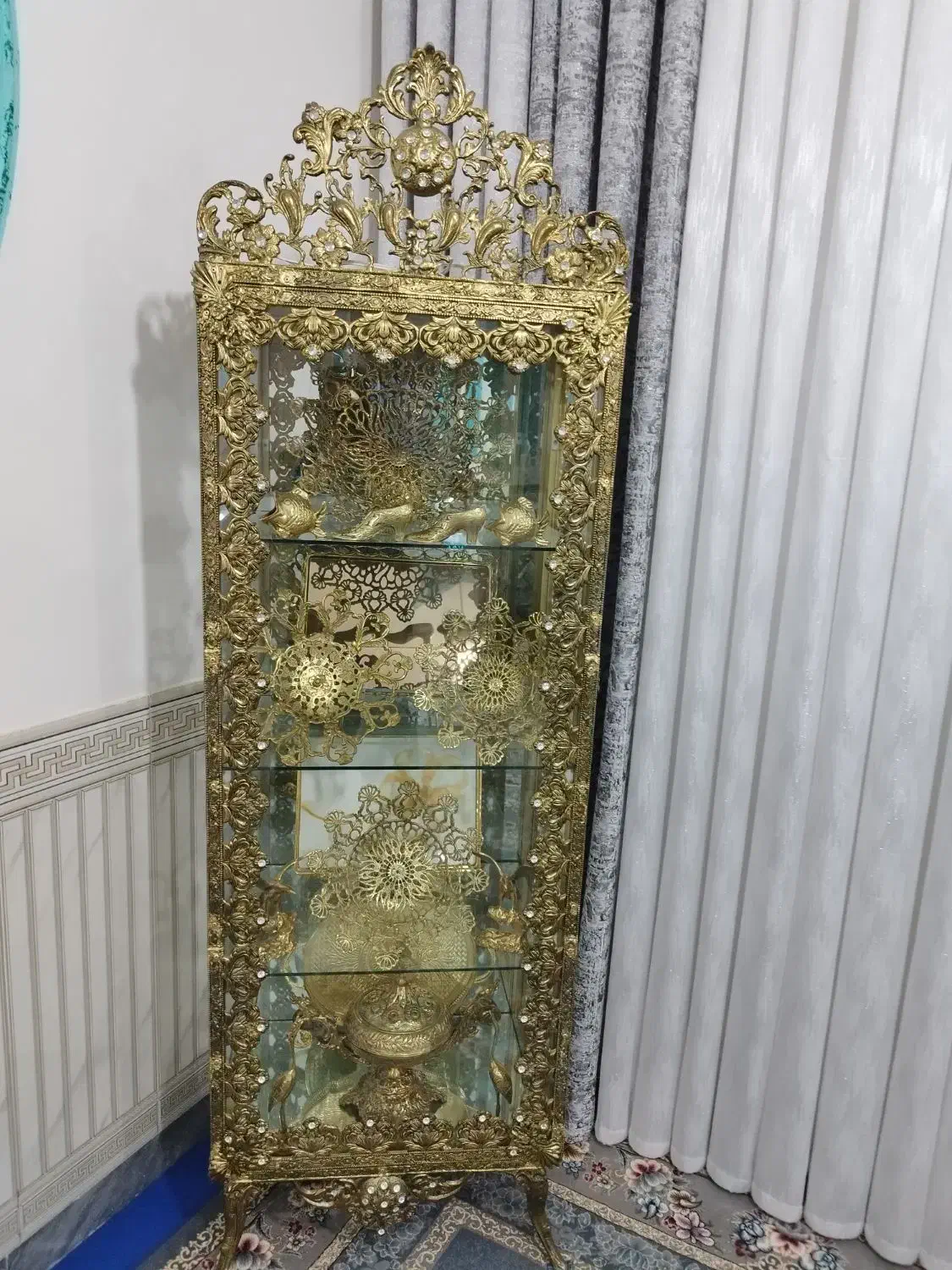 یک عدد بوفه طرح برنز|بوفه، ویترین، کنسول|سوری, |دیوار