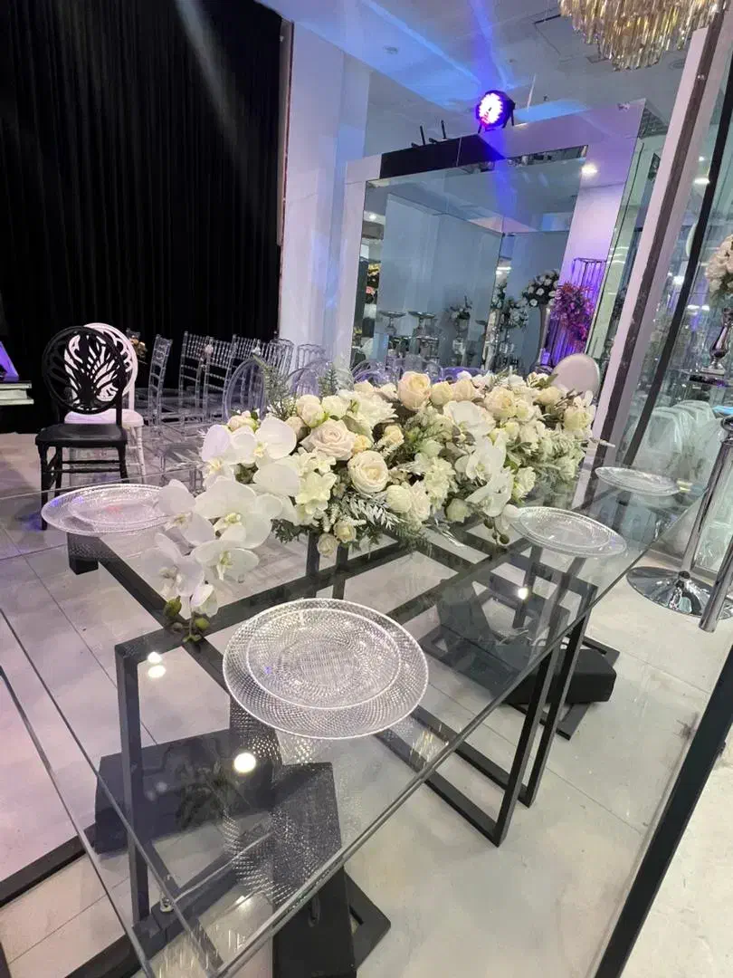 میز شیشه ای دوطبقه مدل دیبا/تالار تشریفات خانه عقد|عمده‌فروشی|چالوس, |دیوار