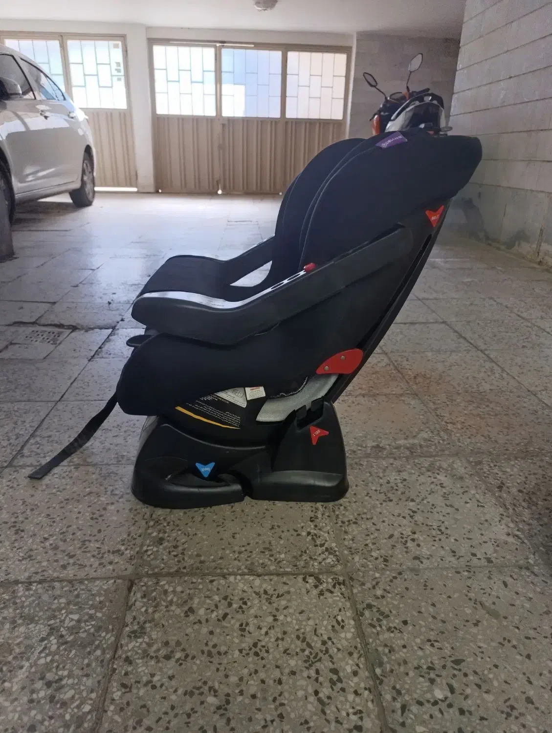 صندلی ماشین کودک|تخت و صندلی بچه|قزوین, |دیوار