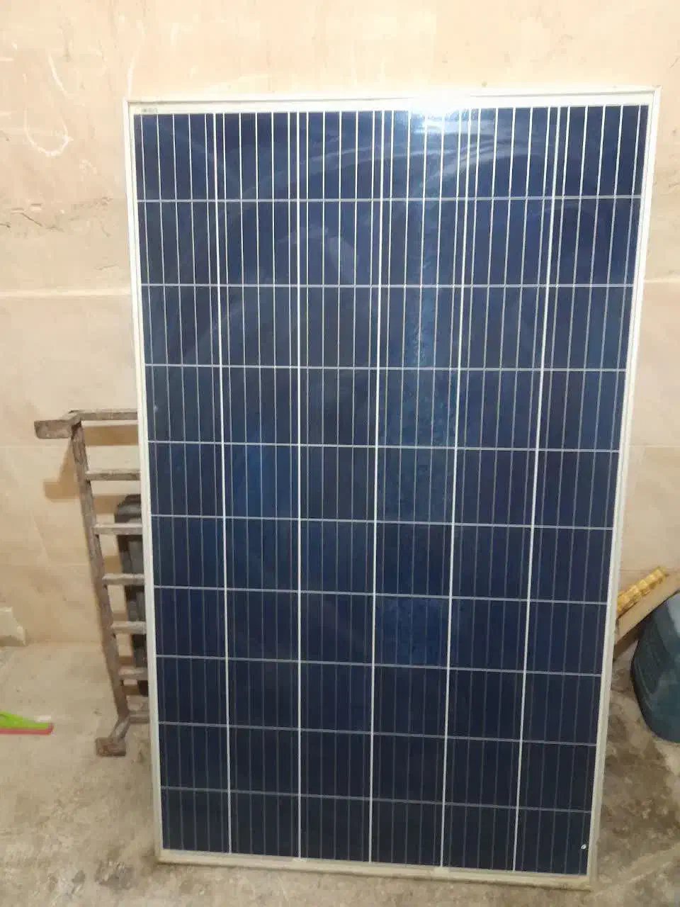 برق خورشیدی دست دوم|سایر لوازم برقی|انگوران, |دیوار