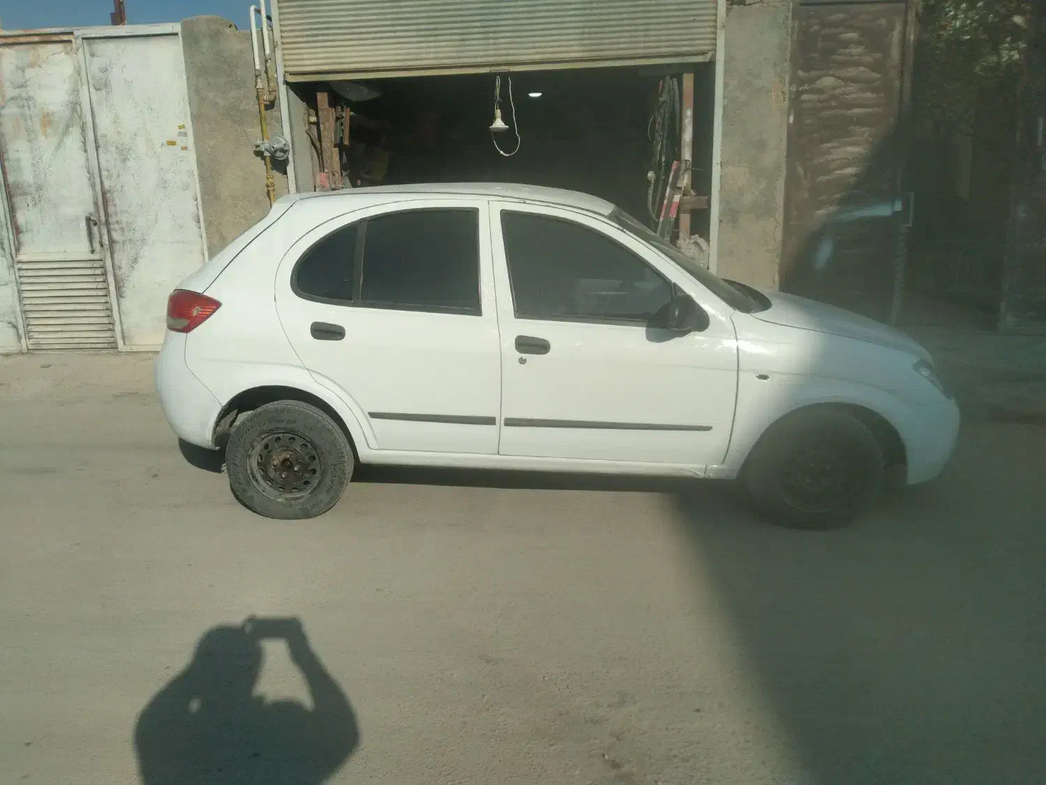 تیبا ۲ مدل ۱۴۰۰ L  و گوشه سقف رنگ|خودرو سواری و وانت|بجنورد, |دیوار