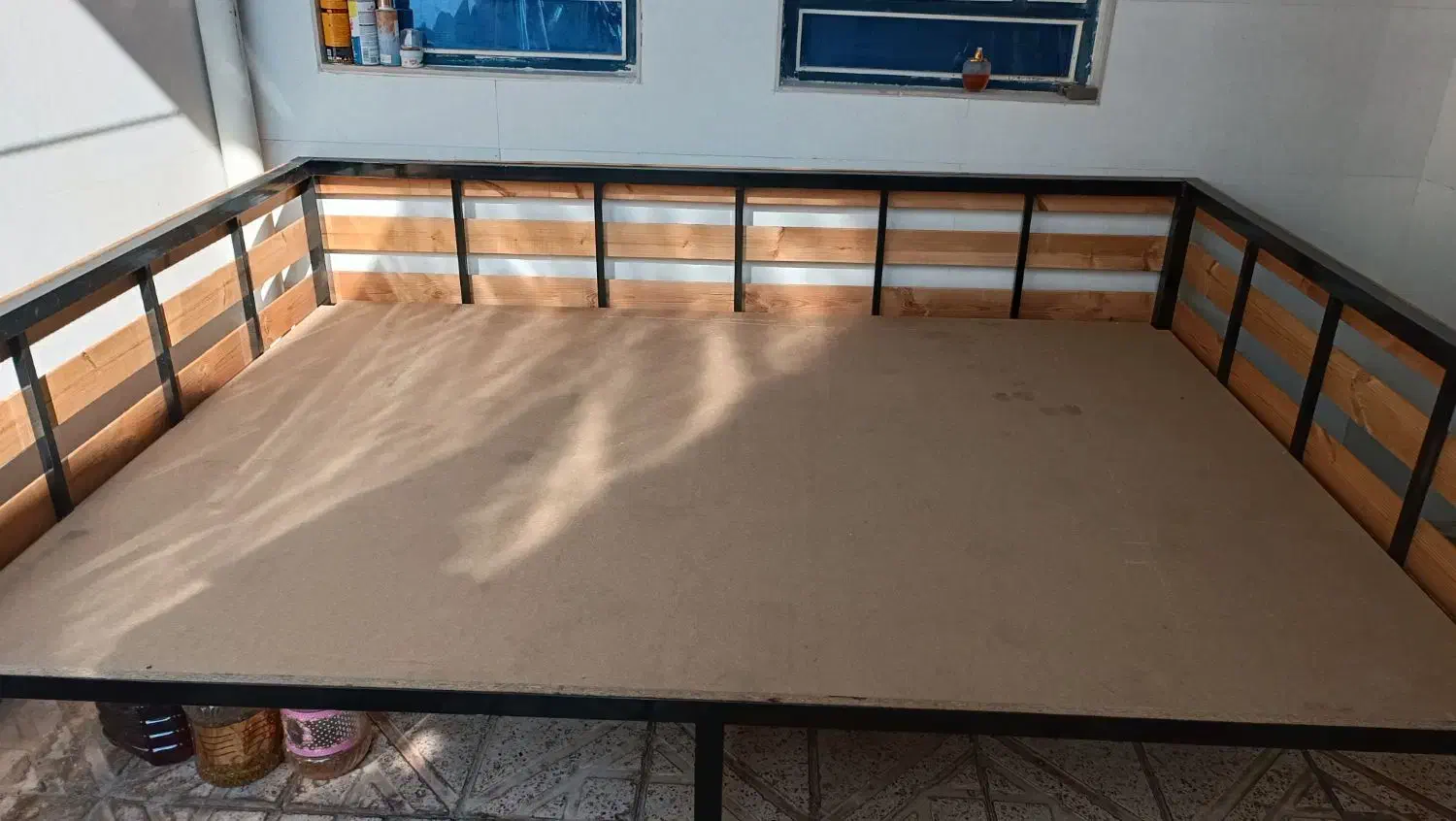 تخت چند نفره|مبلمان خانگی و میز عسلی|کوهدشت, |دیوار