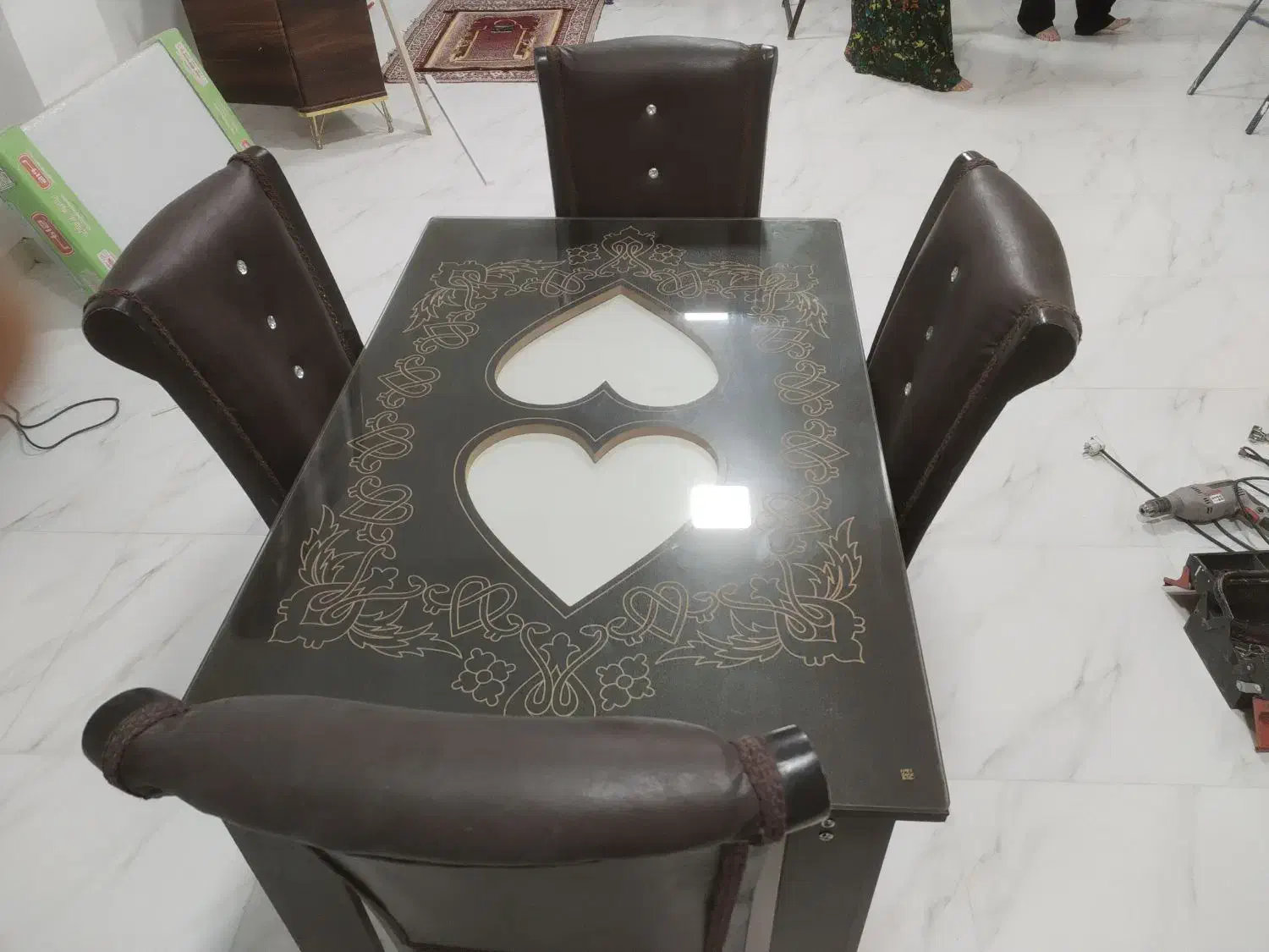 میز و صندلی آشپزخانه|میز و صندلی غذاخوری|جوانرود, |دیوار