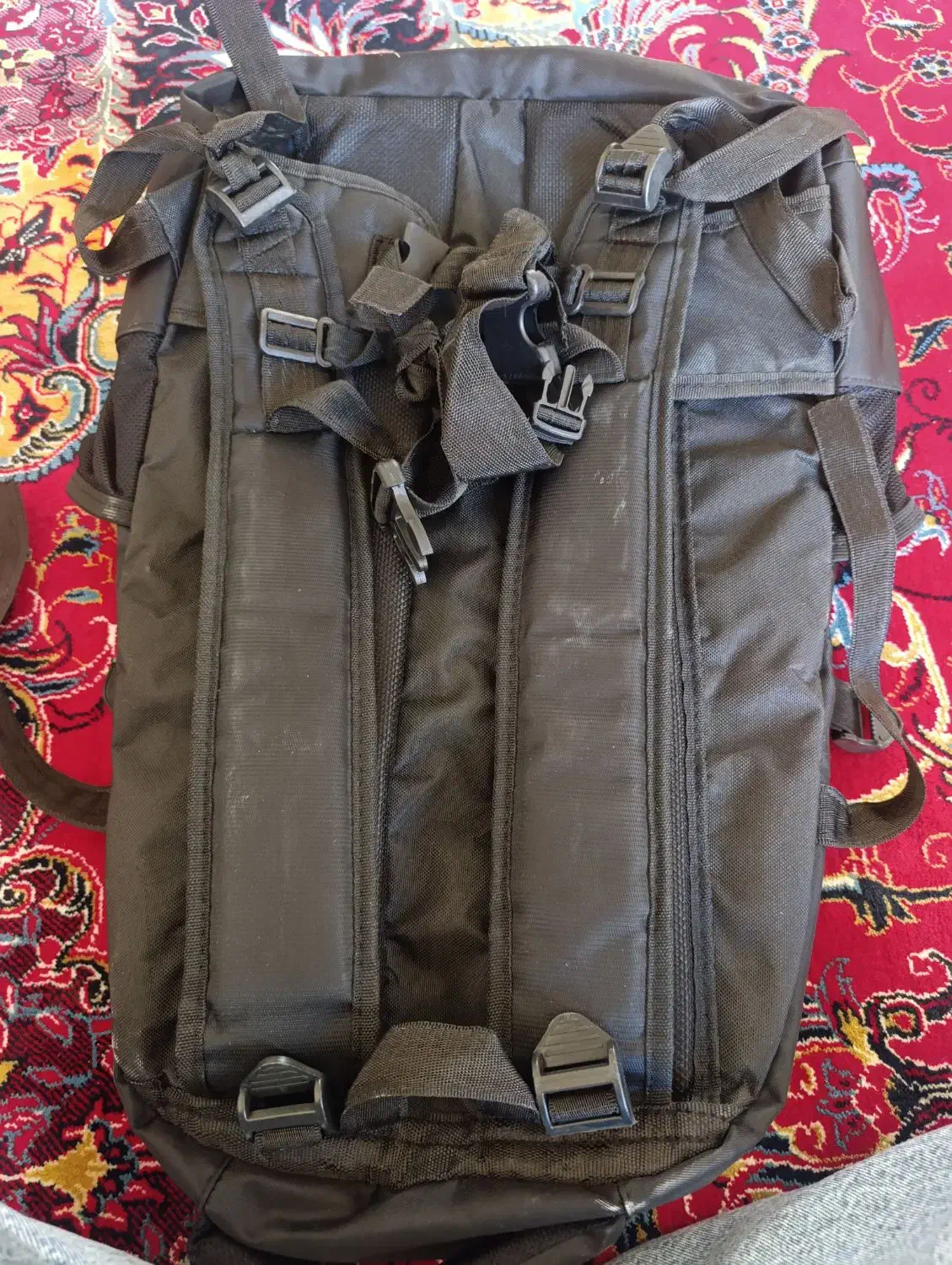 کیف|کیف، کفش، کمربند|قروه, |دیوار