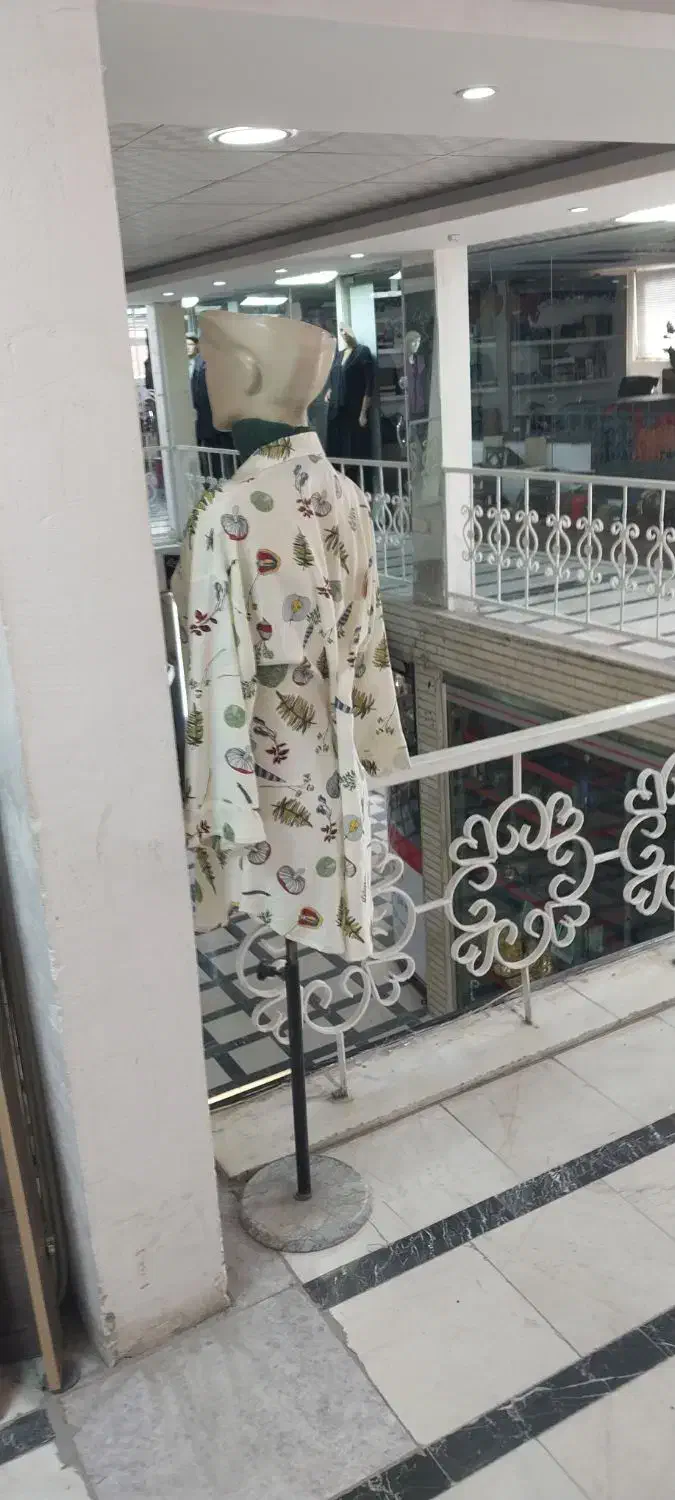 پرو و ۸ عدد مانکن|فروشگاه و مغازه|سنندج, |دیوار