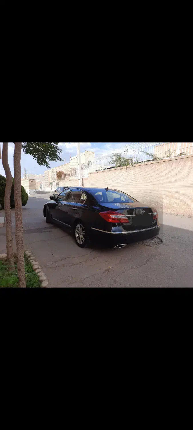 جنسیس ۲۰۱۲|خودرو سواری و وانت|تهران, درب دوم|دیوار