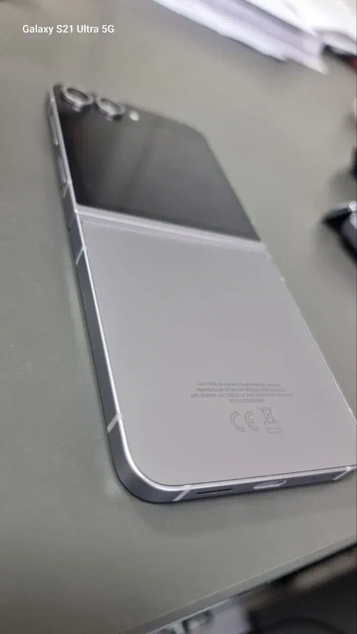 گوشی سامسونگ z flip 6 نقره ای 256/12|موبایل|تهران, آرژانتین|دیوار