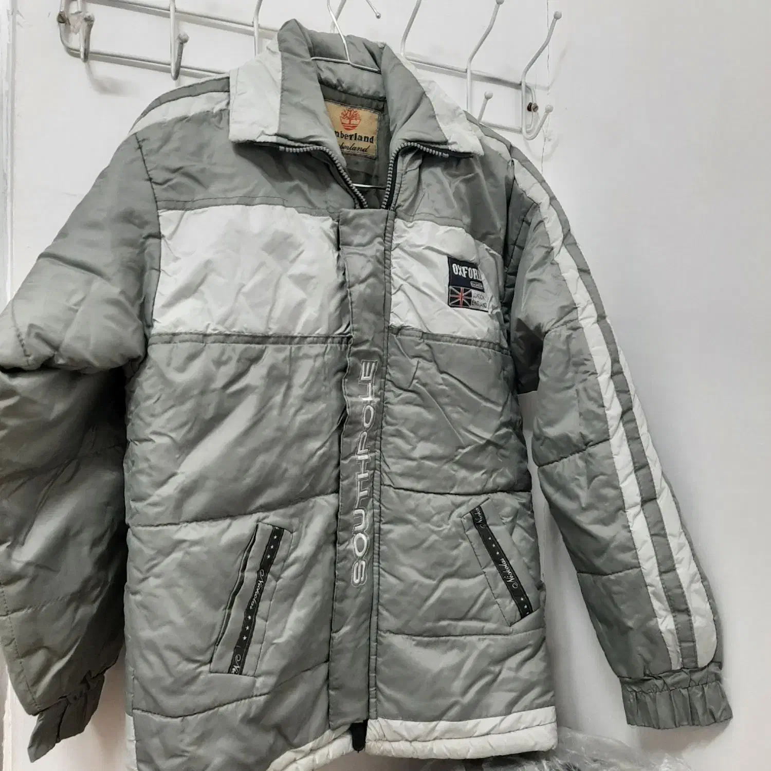 کاپشن نو پسرانه جنس عالی و گرم زیر قیمت بازار|لباس|کاشان, معلم|دیوار